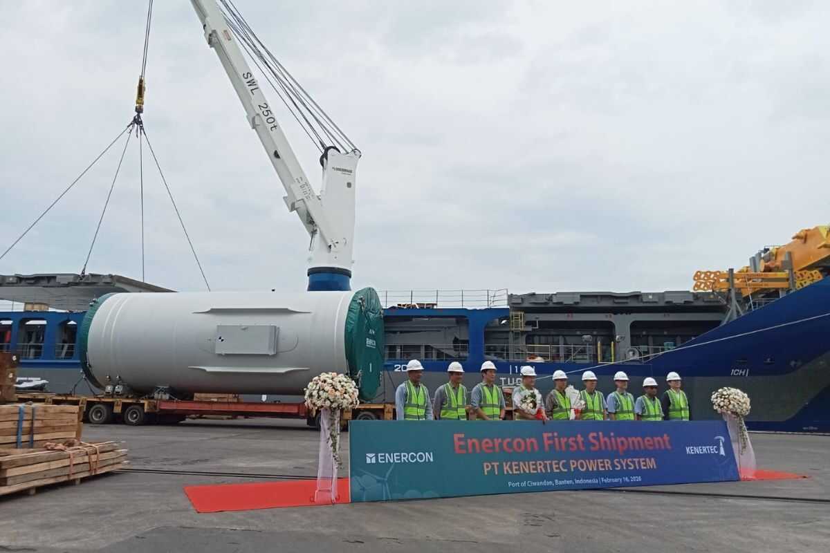 PTP Nonpetikemas Banten Branch Handles Maiden Export of Wind Mill Towers to Canada