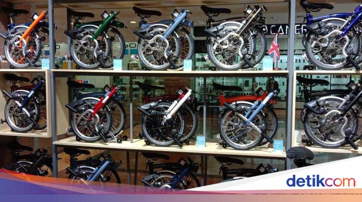 Online Brompton Bicycle Fraud Scheme Leaves Sleman Pensioner Hundreds of Millions Rupiah in Debt