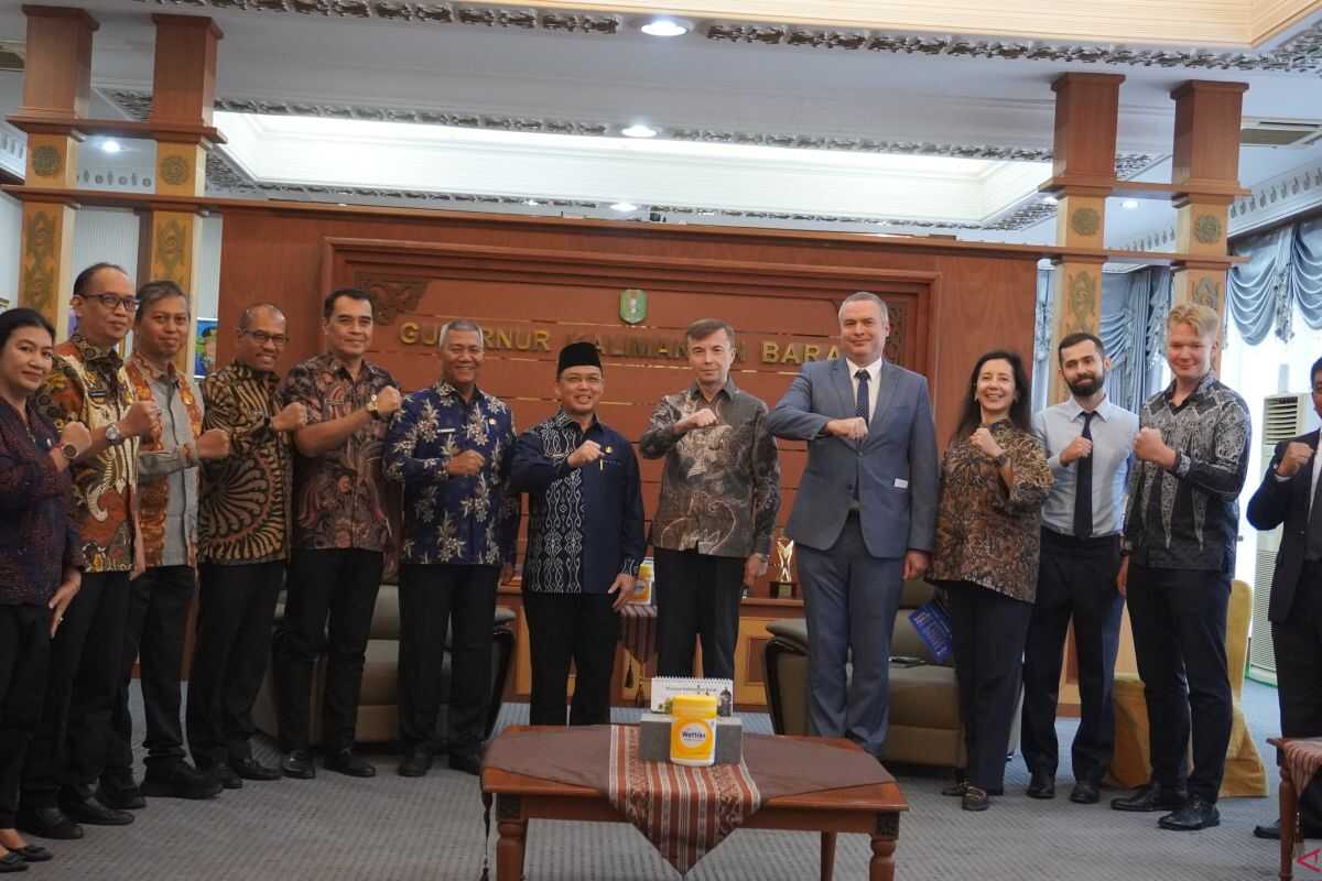 Russia offers cooperation on nuclear power plant and aluminium processing in West Kalimantan