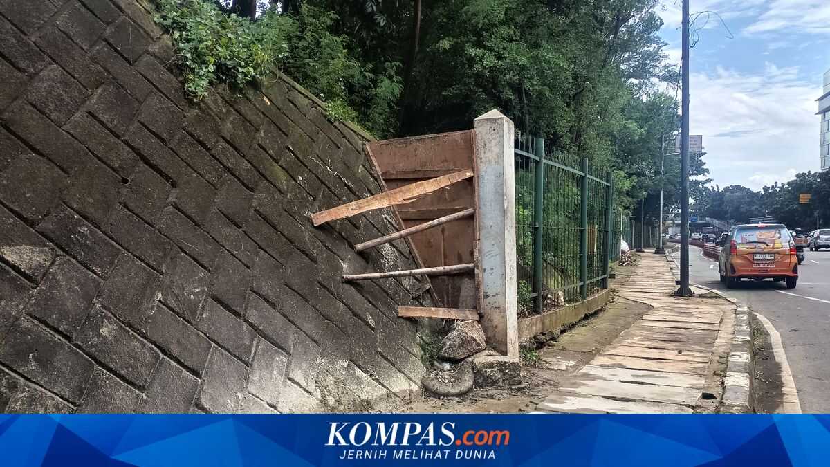 East Jakarta Administration Closes Two Access Points to Cawang Urban Forest Following Discovery of Contraceptive Devices