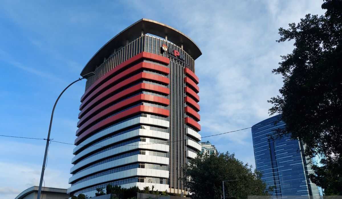 KPK Summons Owner of Nusantara Bridge in Corruption Probe