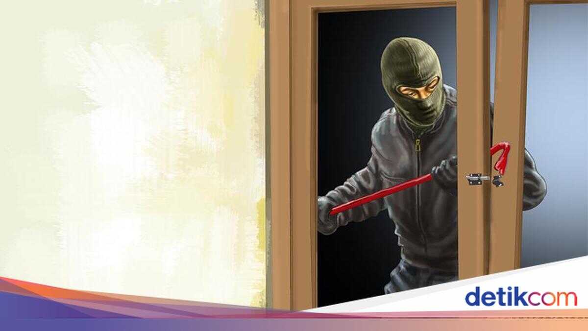 Viral: Man Locked Inside Shop-House in Depok After Allegedly Stealing Air Conditioning Unit and Damaging Building