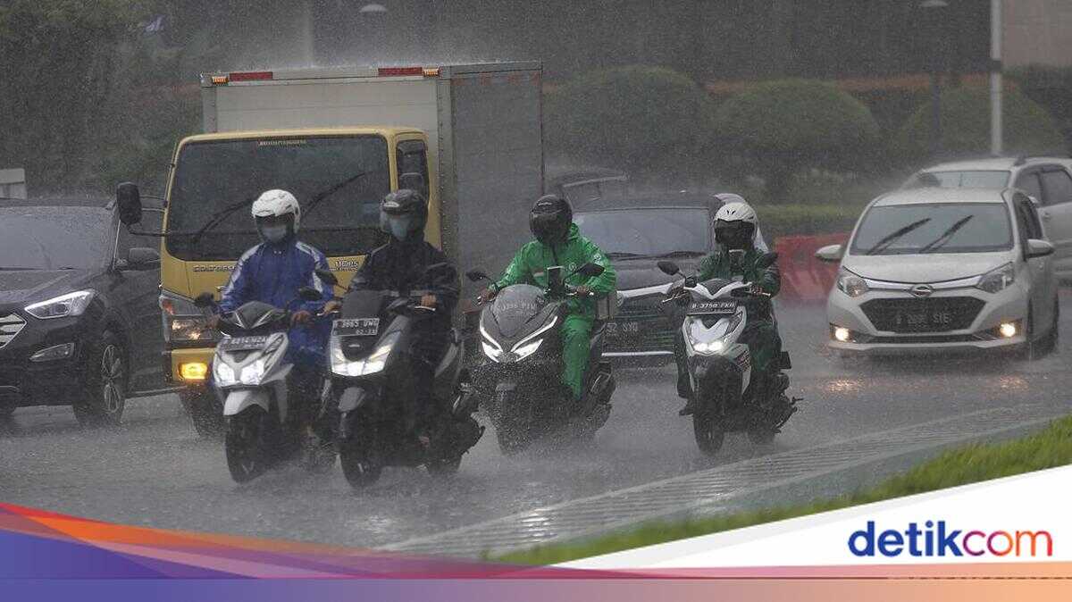 How Does Indonesia's Meteorological Agency Predict Weather for 2026 Lebaran Exodus?