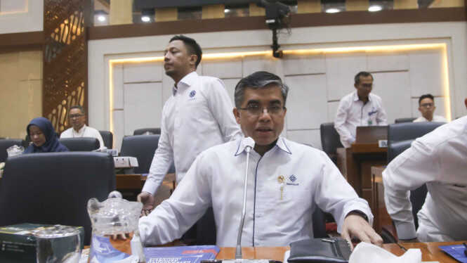 Labour Minister Assures Better Holiday Bonus Distribution for Online Ride-Hailing Drivers This Year