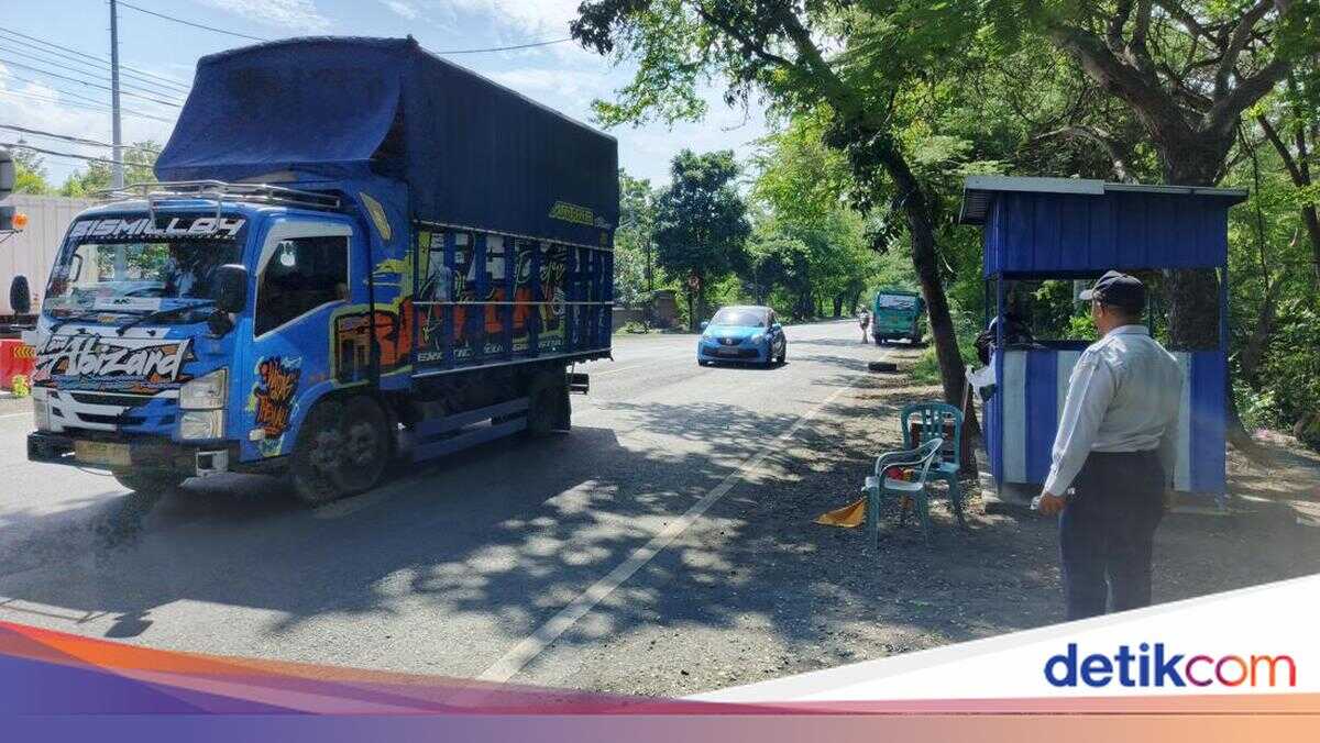 Freight Vehicles Banned from Denpasar-Gilimanuk Road from 13 March for Eid Holiday Travel