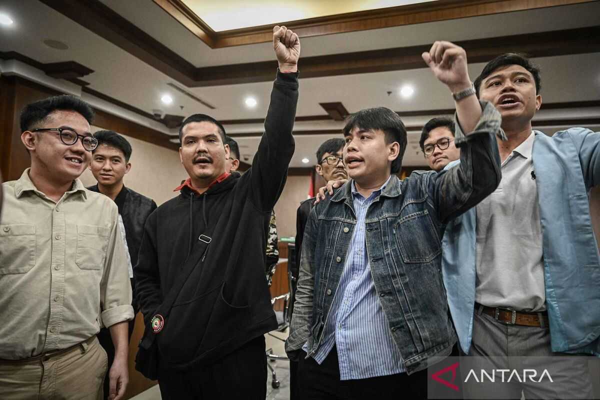 Four defendants in incitement of protest case sentenced to two years' imprisonment