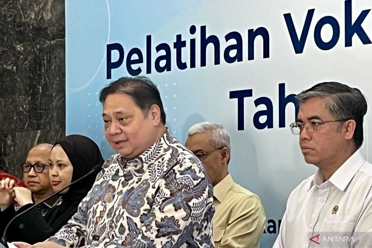 Airlangga emphasises importance of reskilling and upskilling young workforce