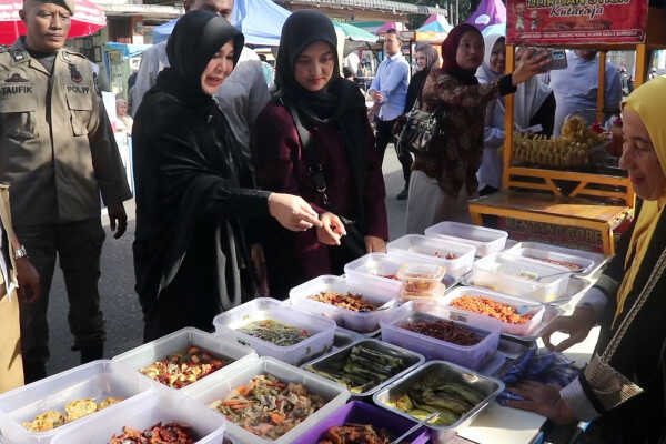 BBPOM Banda Aceh: Takjil Traders Already Understand Safe Food Ingredients