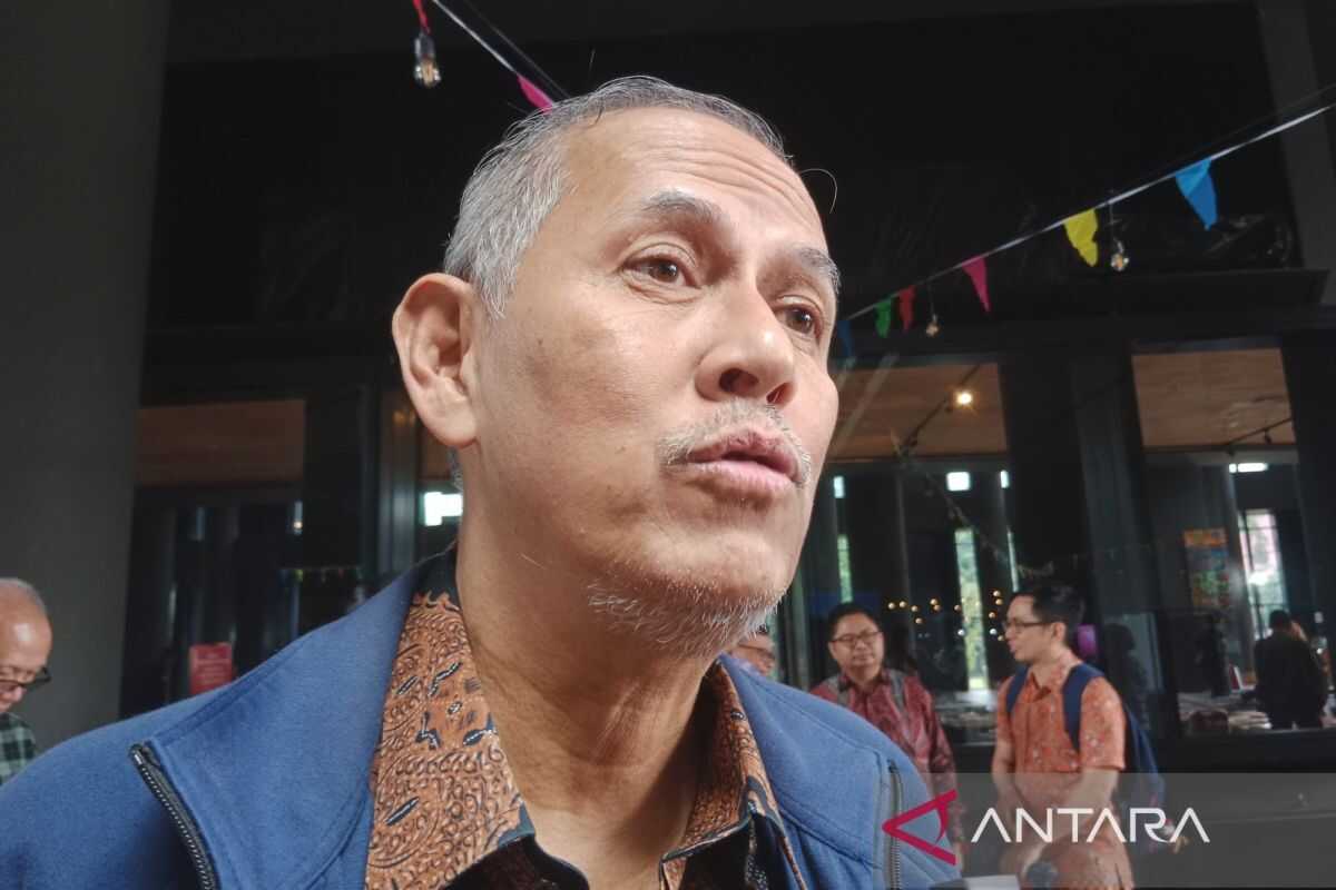 LPS reminds customers to protect personal data when investing