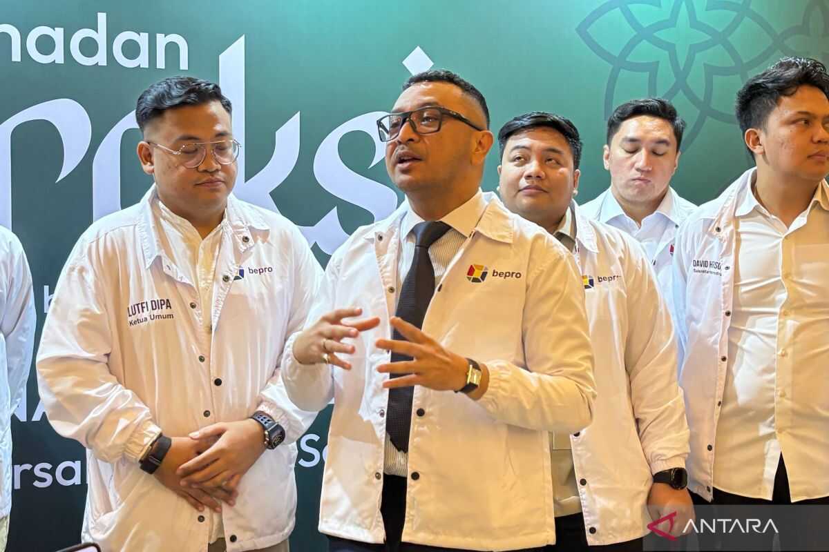 Deputy Minister of Culture Giring Ganesha Urges Young Professionals to Promote Cultural Values