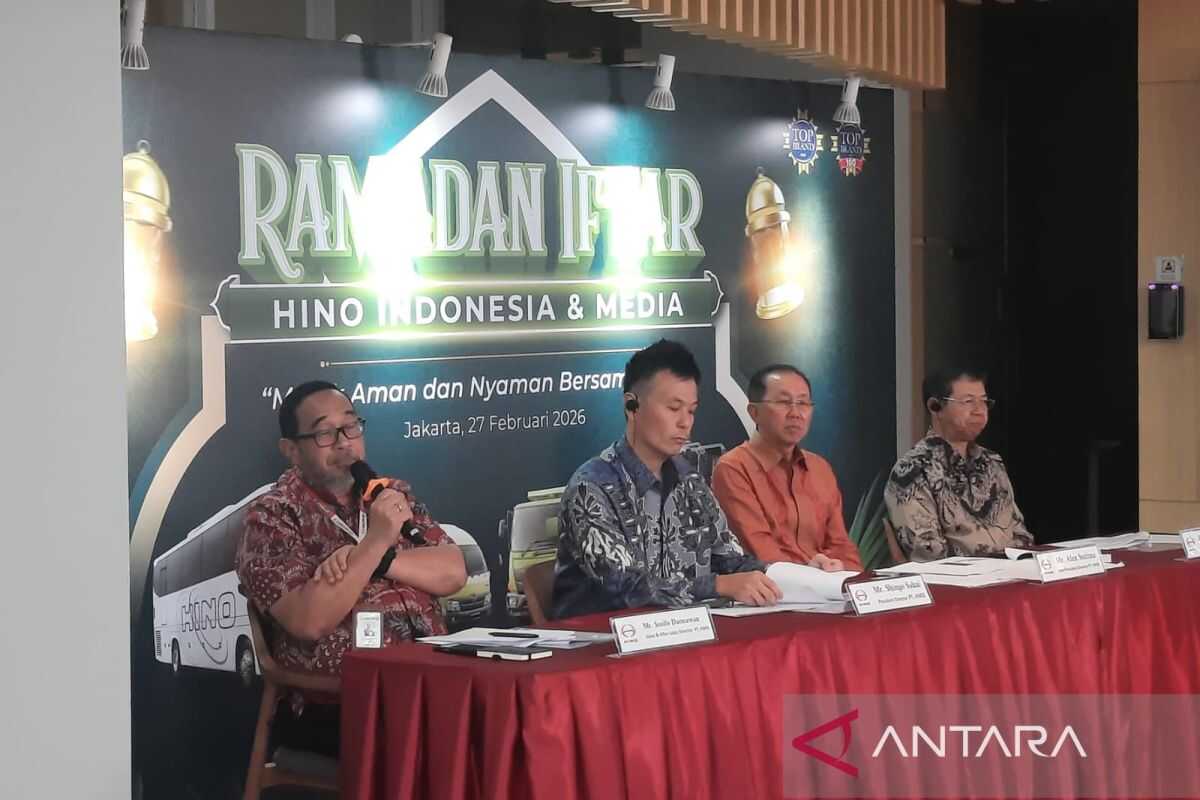 Hino establishes mudik service posts across Sumatra and Java