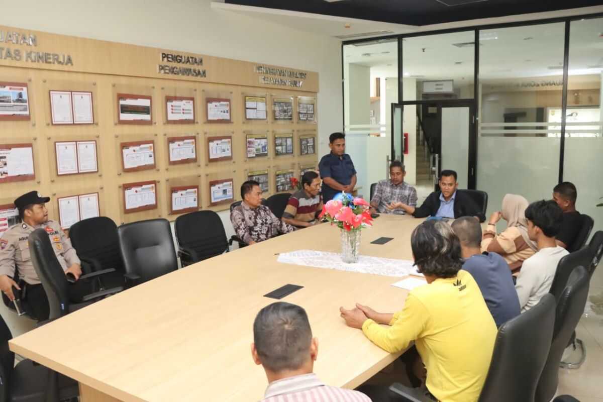 Firecracker Throwing Case Against Bus Driver Resolved Through Restorative Justice