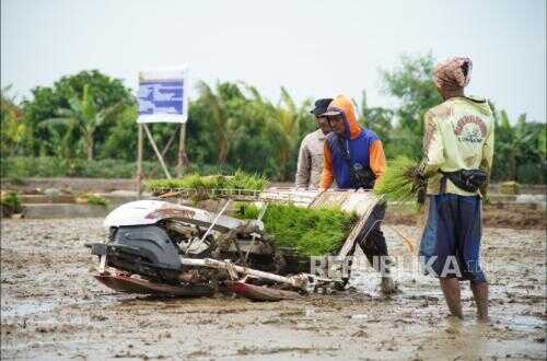 40,000 Farmers in West Java Protected by Accident, Health and Death Insurance