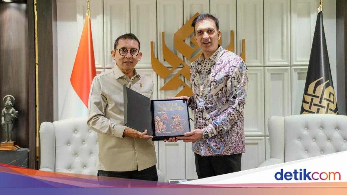 Minister for Culture Urges Strengthening of National Film Ecosystem and Regulation