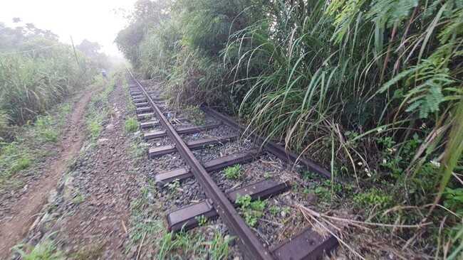 Transport Minister Hints at Railway Line Reactivation Plans in West Java and Banten