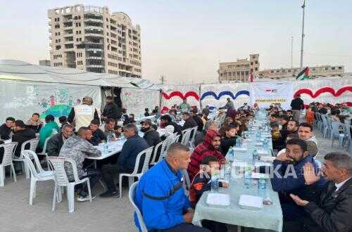 Hot Meals Distributed in Gaza; Ramadan Aid Reaches Aceh Tamiang and Sukabumi