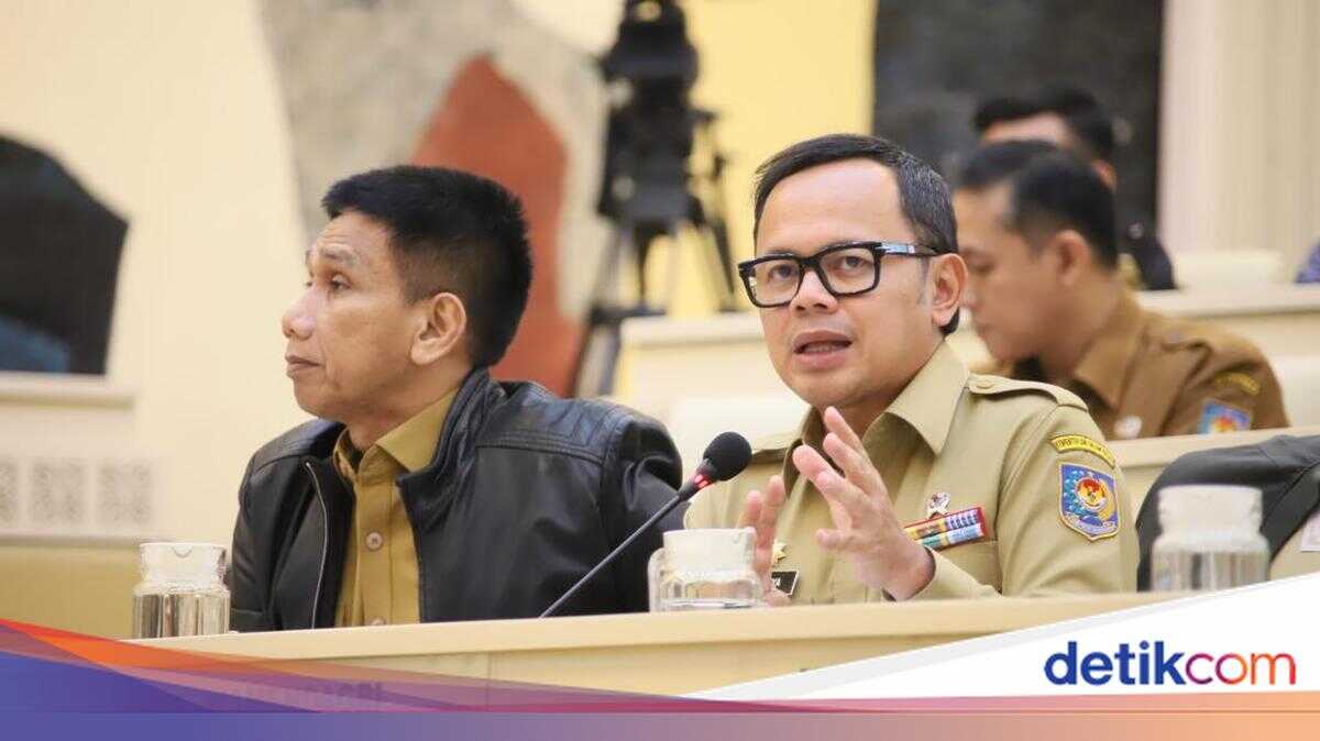 Deputy Minister of Home Affairs Asks East Kalimantan Governor to Reconsider 8.5 Billion Rupiah Official Vehicle Budget
