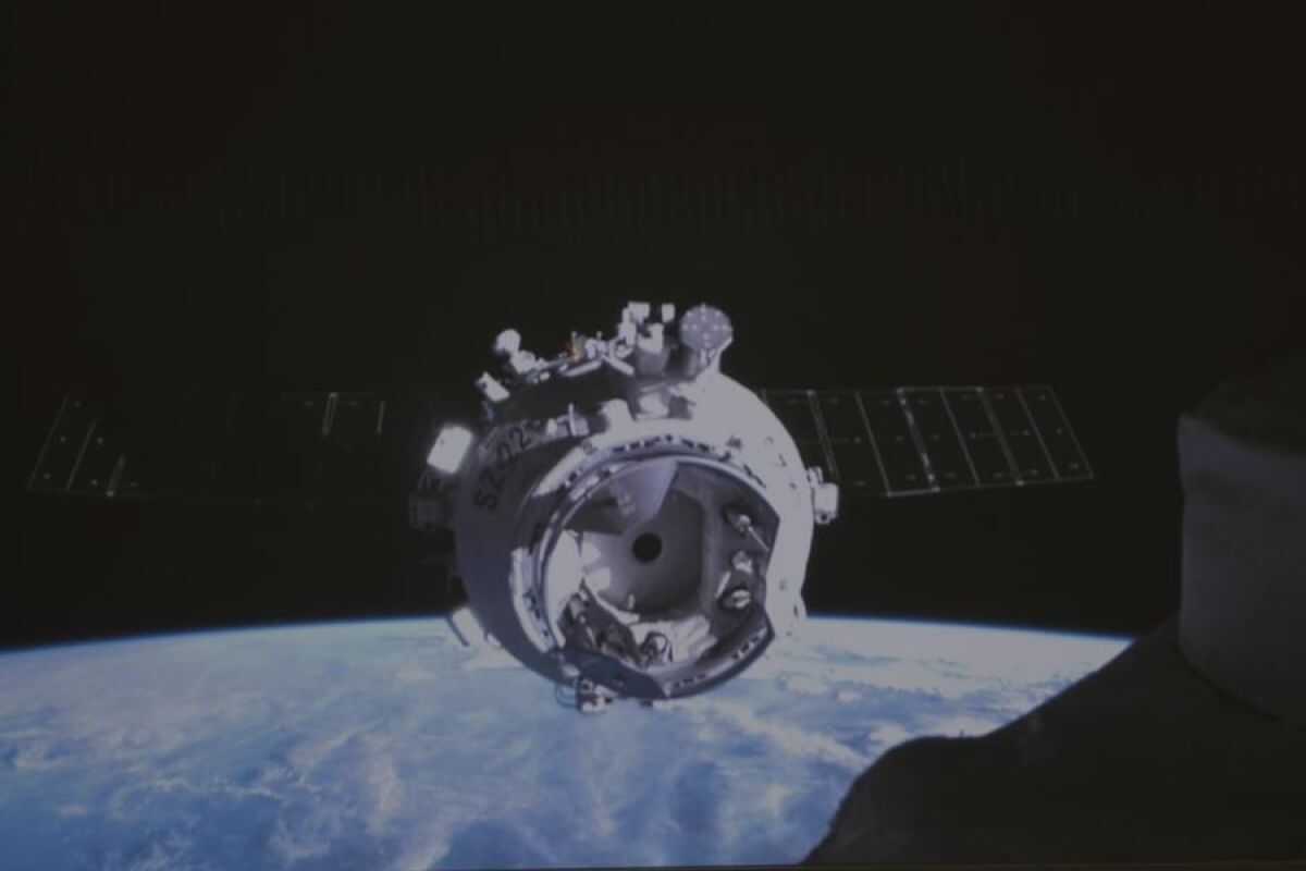 China's manned space programme announces missions for 2026