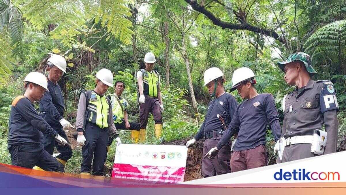 Combined Authorities Shut Down 18 Illegal Mining Pits in Nanggung, Bogor