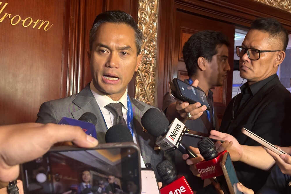 Bakrie & Brothers Chief Outlines Conditions for Subsidiary IPO Launch