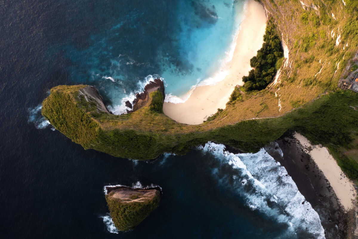 Red Bull Cliff Diving World Series 2026 to be Hosted at Nusa Penida, Bali