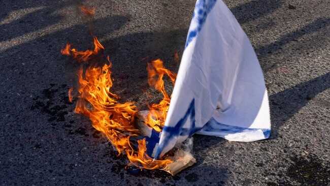 Israel Total Lockdown Following Iranian Missile Strikes, Schools and Offices Close
