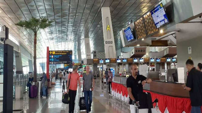 Soekarno-Hatta Airport Ensures Terminal Remains Conducive Despite Flight Cancellations to Middle East