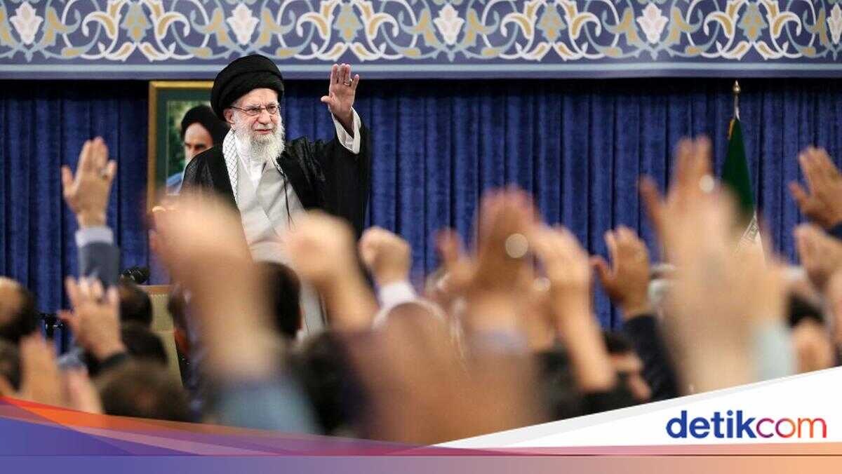 Khamenei Killed in US-Israel Attack While at Office on Saturday Morning