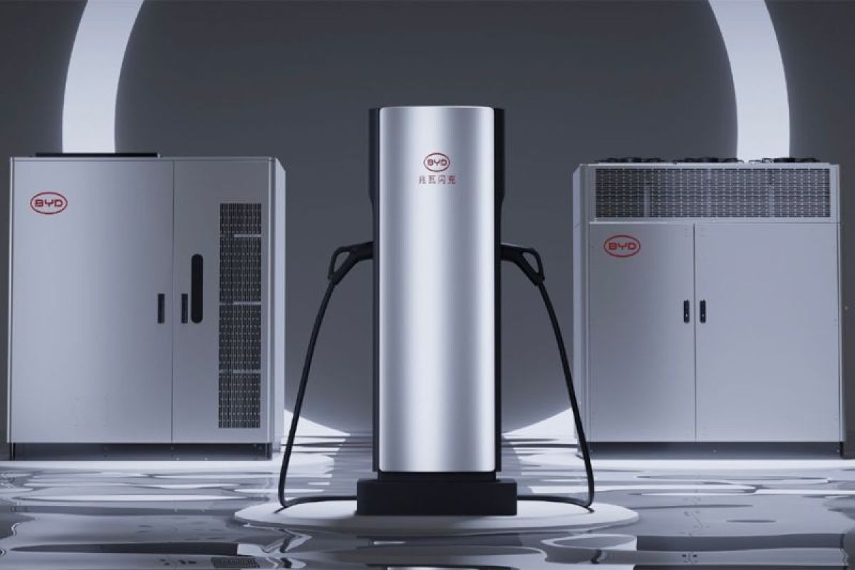 BYD tests 1,500 kW flash charging system, nearly three times Tesla V4 power capacity