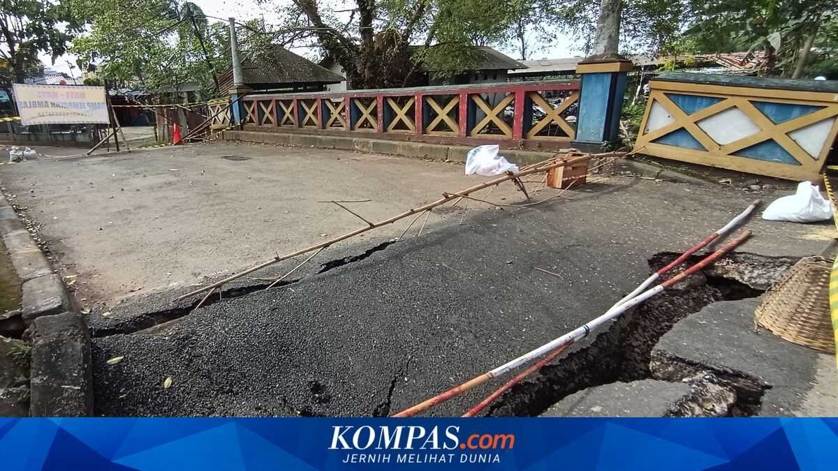 Kramat Kampung Bridge in Cipayung Subsides Again, Residents Demand Permanent Repairs