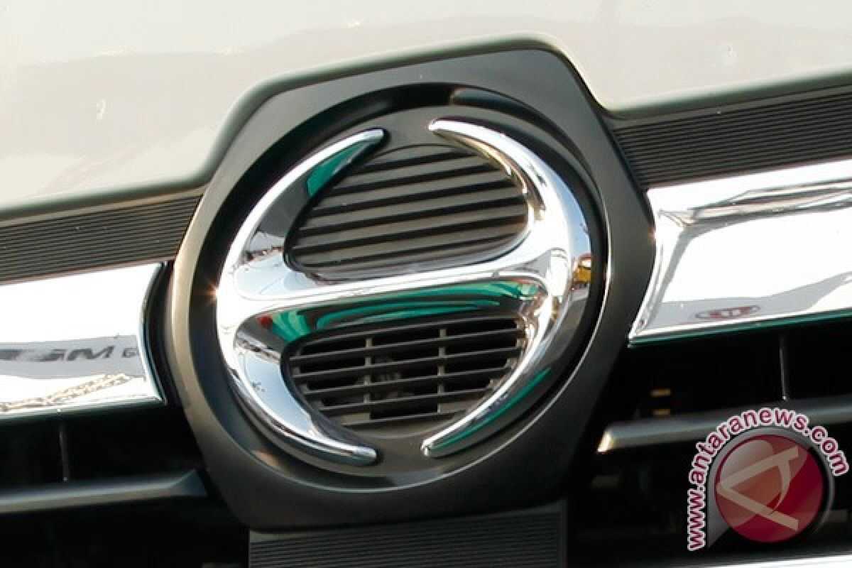 Hino's financing services help reduce bus chassis sales decline