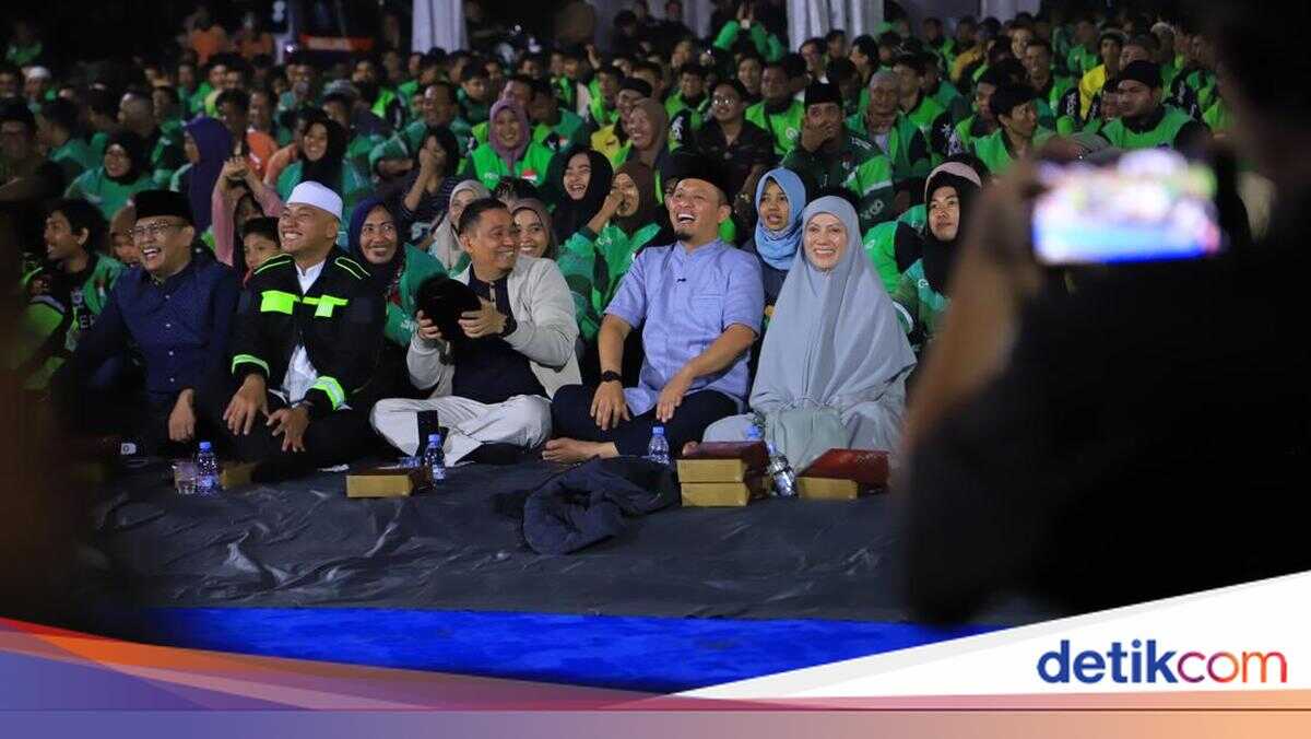 Pekanbaru Mayor Holds Sahur On The Road with 2,000 Ride-Hailing Drivers