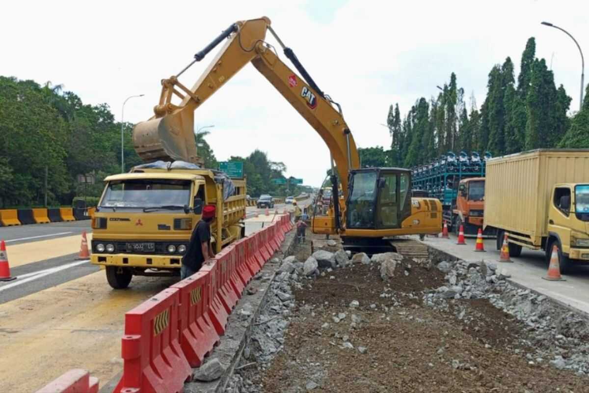 Jasamarga strengthens routine maintenance on Jakarta-Cikampek toll road