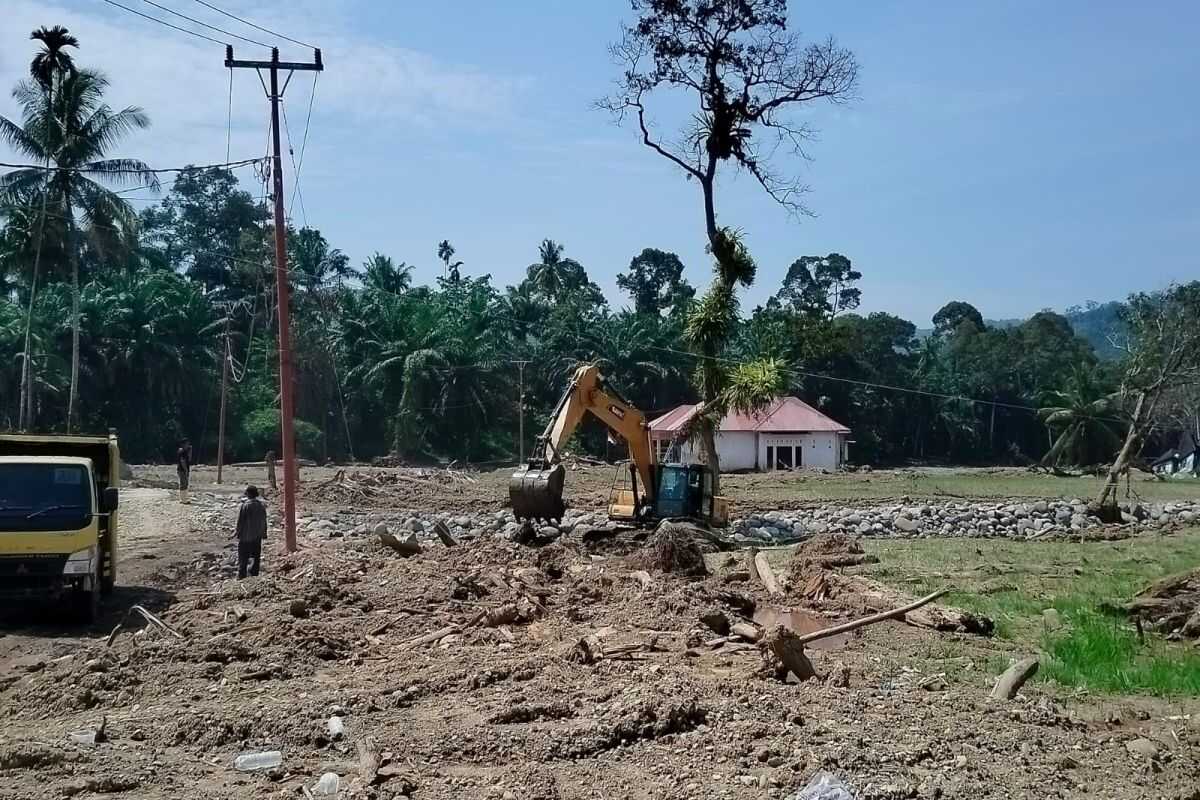 Agam Regency Receives Rp28.3 Billion in Agricultural Recovery Funds