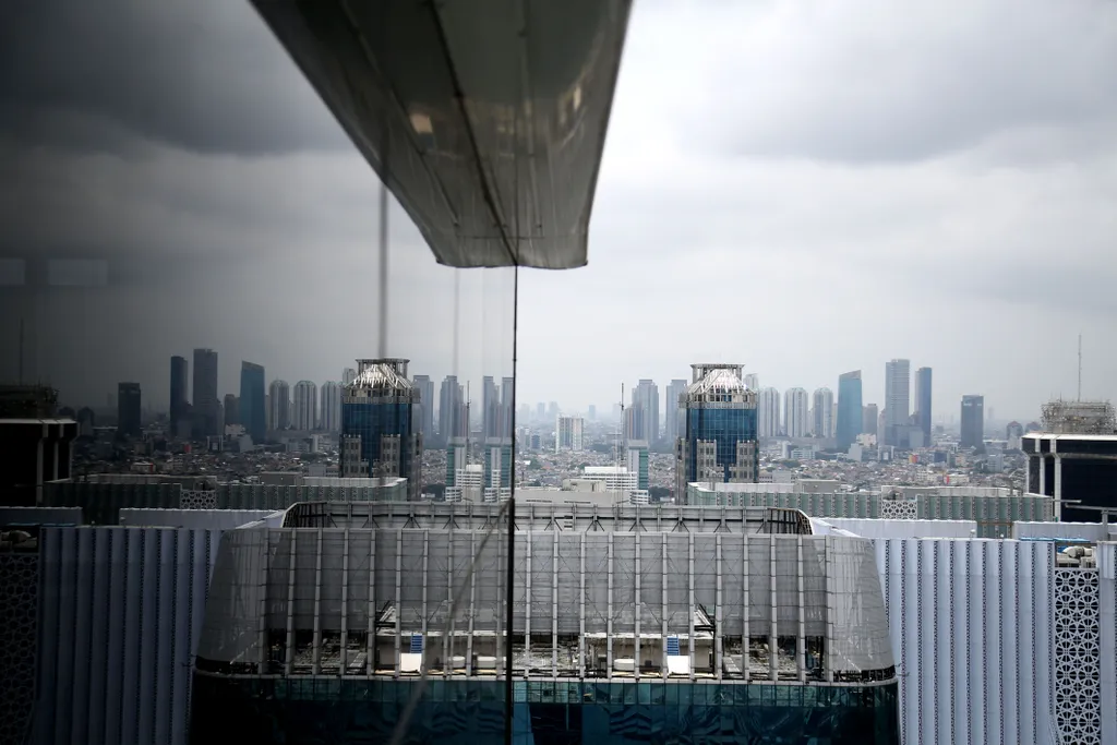 Stern Warning on Indonesian Fiscal Management