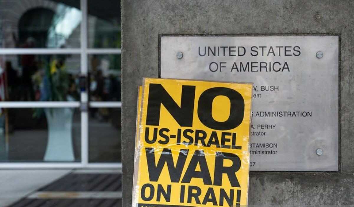 Nine Dead in Clashes at US Consulate in Karachi, Pakistan