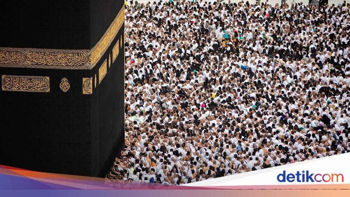Indonesian Ministry Calls for Umrah Postponement Amid Middle East Tensions