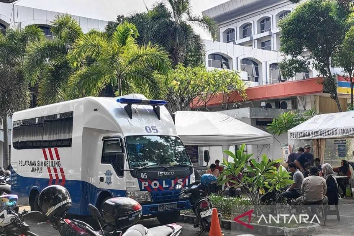 Monday: Jakarta Mobile Driving Licence Service Available Until Noon