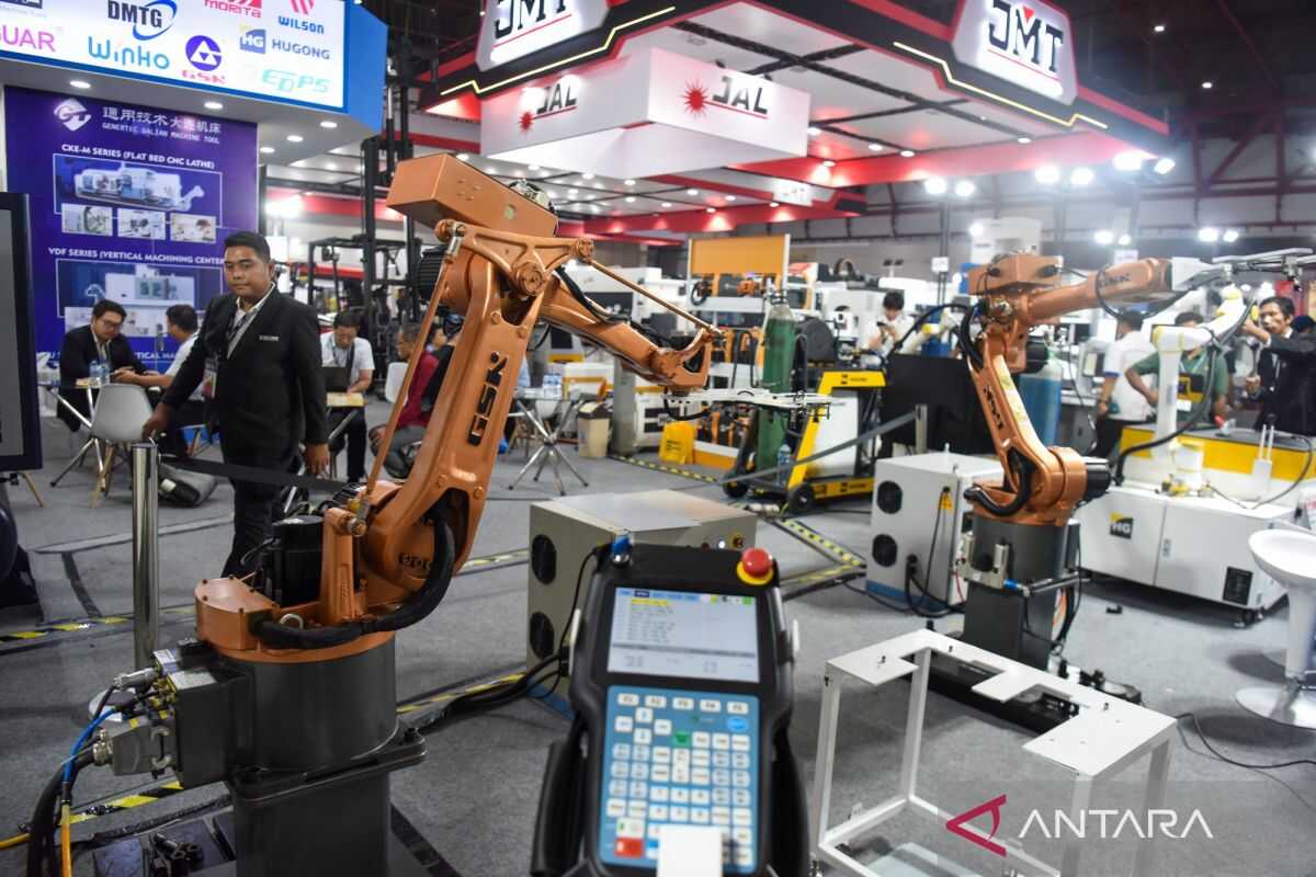 S&P Records Indonesia Manufacturing PMI of 53.8 in February, Highest in Two Years
