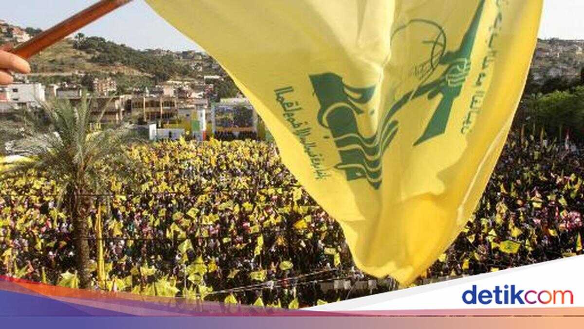 In Response to Khamenei's Death, Hizbullah Launches Missiles and Drones at Israel
