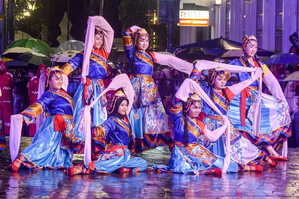 A Look at the Splendour of Malioboro Imlek Carnival in Yogyakarta