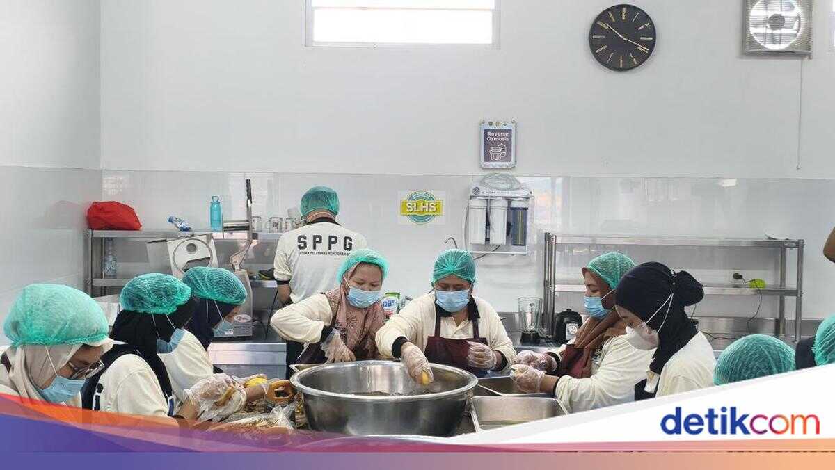 Polri's Nutrition Services Continue Free Meal Distribution During Ramadan