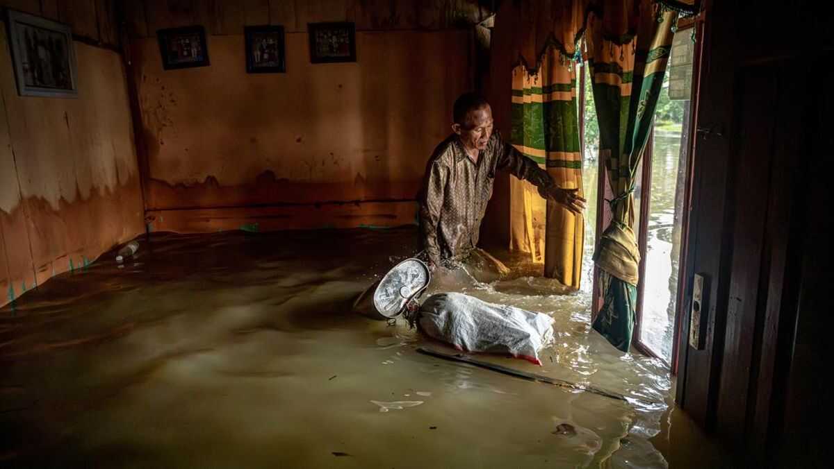 Flooding in Demak Surrounds 5 Villages, 2 Embankments Still Under Repair