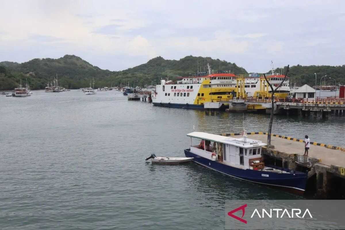 ASDP suspends several shipping routes in East Nusa Tenggara due to severe weather