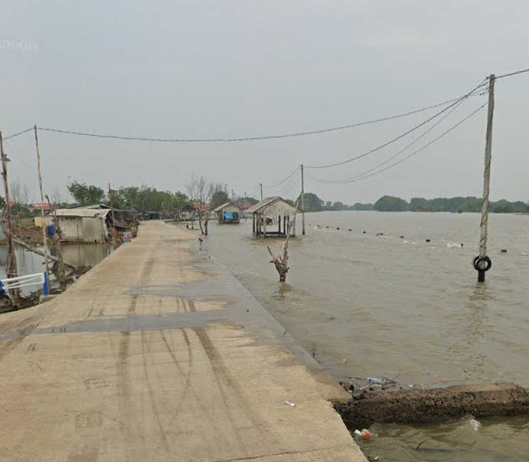 Alert: Extreme Weather in 25 Districts, High Waves and Tidal Flooding in Central Java Waters on Monday 2 March