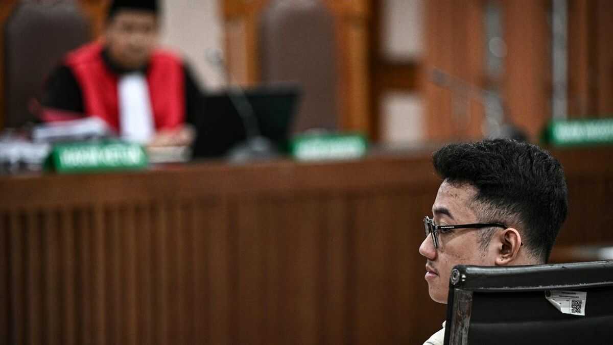 Pledoi Hearing: Delpedro Recounts the Story of Justice in the Time of Prophet Sulaiman