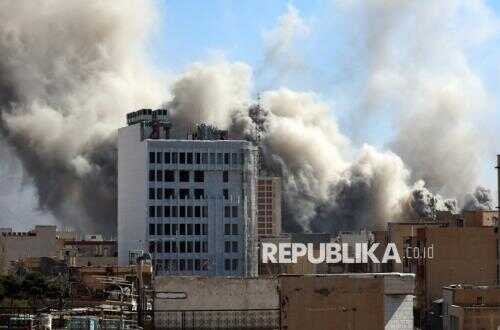 Middle East Conflict Triggers Oil Price Surge, Impact on Indonesia