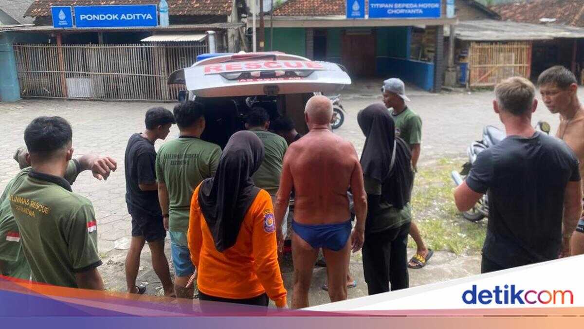 Russian Foreign National Found Dead Floating at Parangtritis Beach