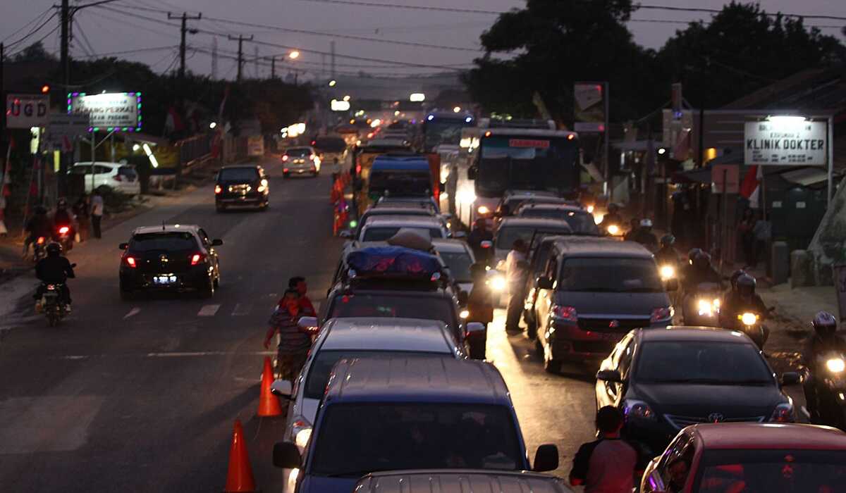 143.9 Million People Expected to Travel Home for Eid al-Fitr 2026