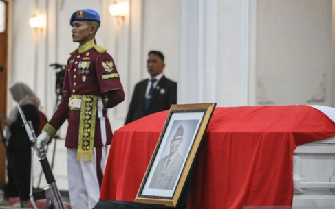 Sutiyoso Remembers Try Sutrisno as a Guiding Figure and Role Model for Military Officers